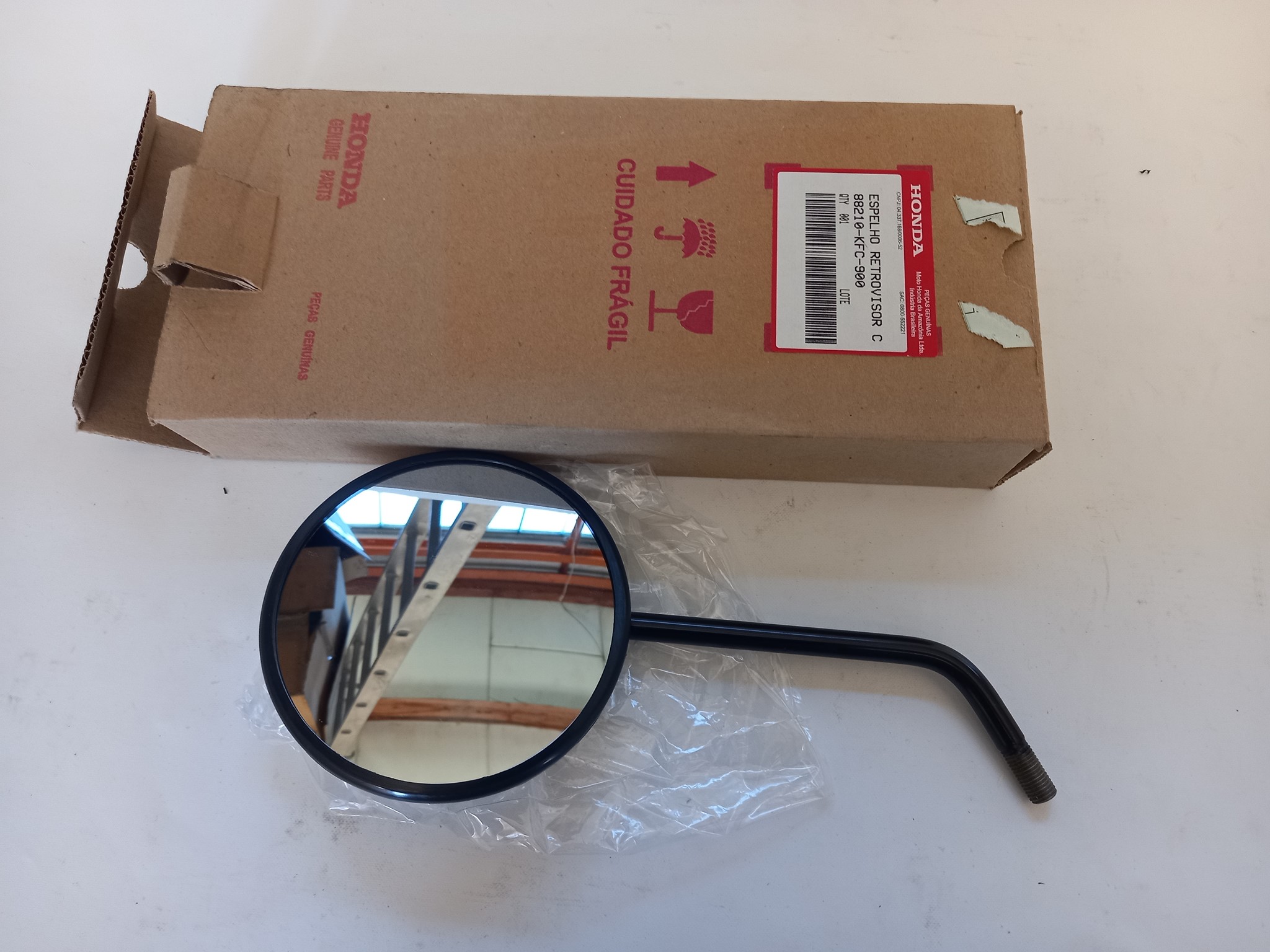 Picture of Honda  RUECKSPIEGEL  88210-KFC-900
